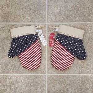 Russ Celebrate America Patriotic Oven Mitts Stars & Stripes NWT